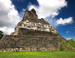 Xunantunich And Belize Zoo Tour